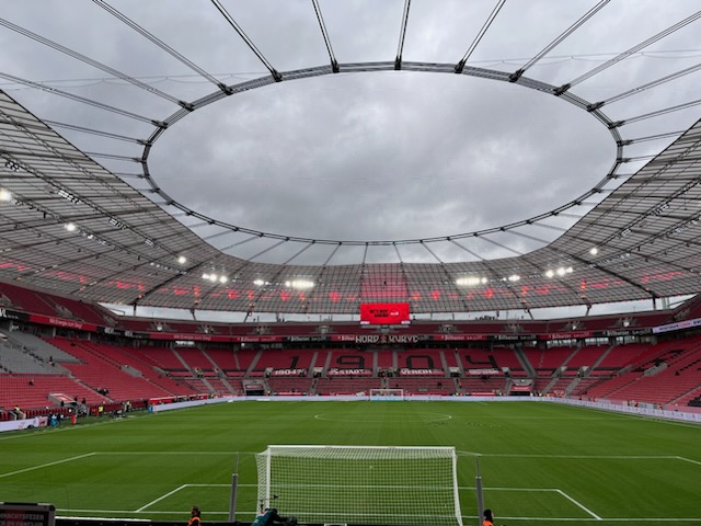 Bild vom Innenraum der BayArena Leverkusen